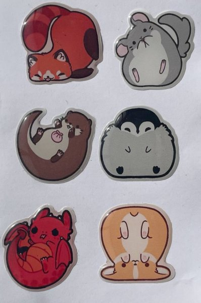 Много наклеек