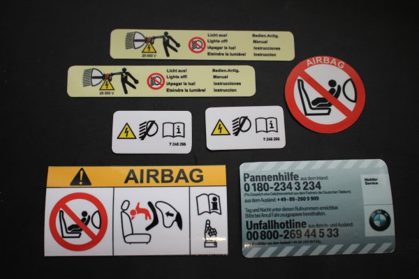 Наклейки на козырек автомобиля