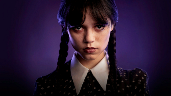 Эльвира семейка Аддамс