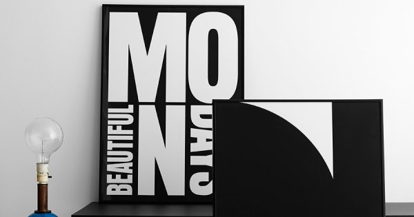 Чёрно-белые постеры Adwenture