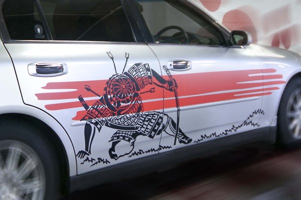 Наклейка Самурай сбоку на машину