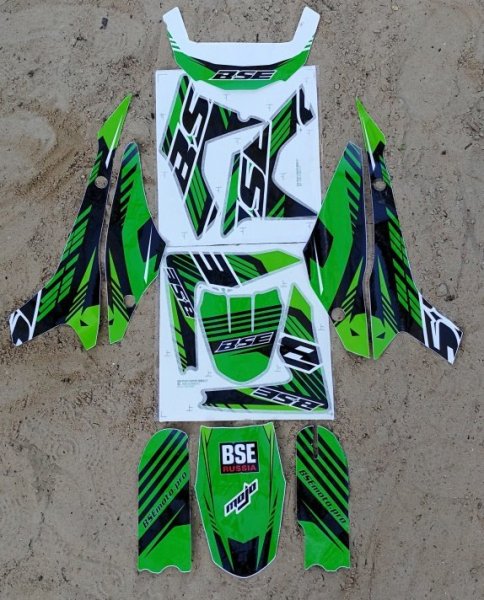 Наклейки на Kayo 140 KRZ