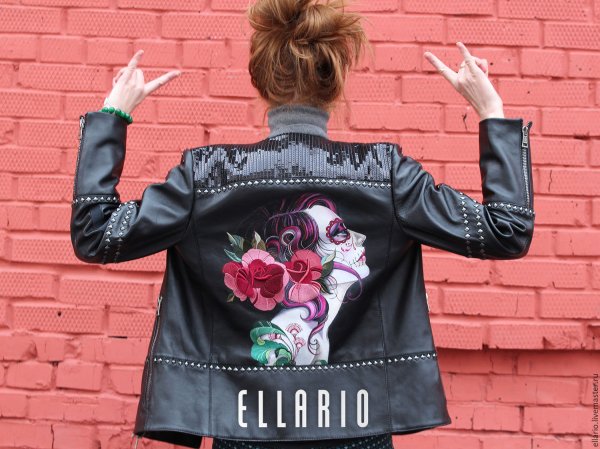 Кожаная куртка с вышивкой на спине