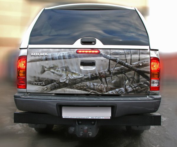 Наклейка на задний борт пикапа