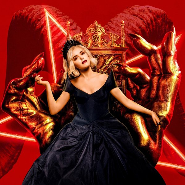 Kiernan Shipka Сабрина 2020