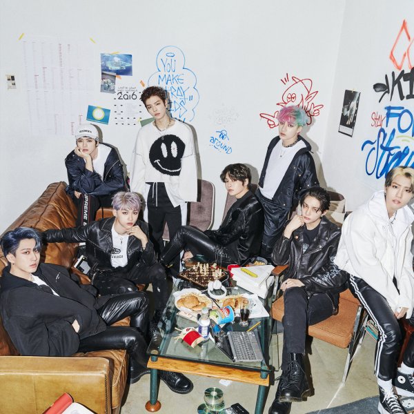 Плакаты Stray Kids 2020