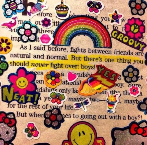 Радужные плакаты на стену