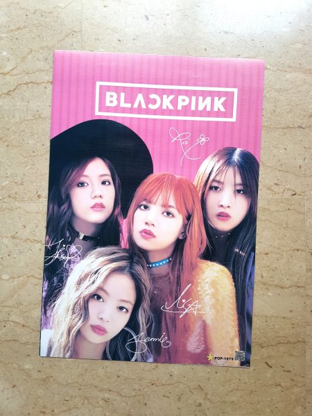 Блэк Пинк плакат