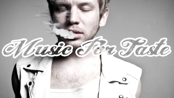 Иван Дорн голый