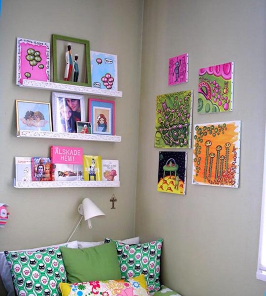 Декор стен в общежитии