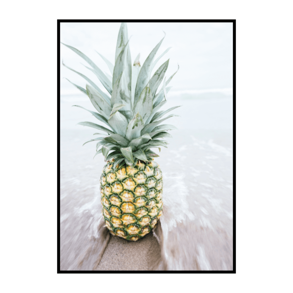 Ананасы с львом