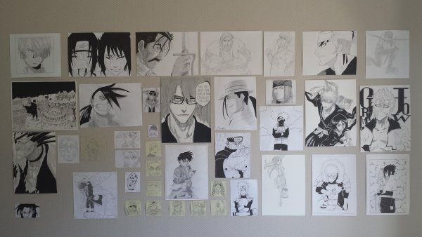 Комната с аниме плакатами