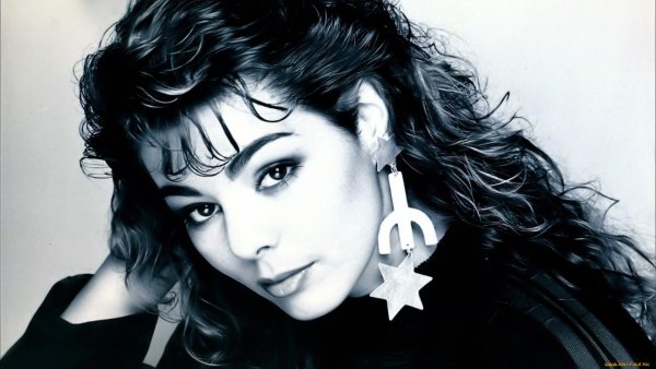 Сандра певица