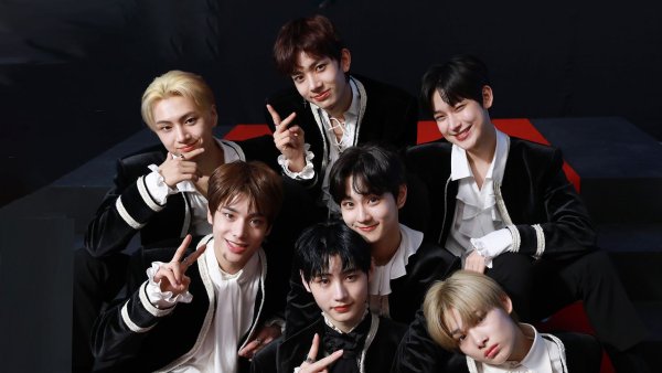 Участники группы энхайпен