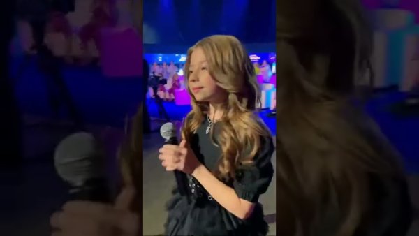 Мама Миланы Хаметовой 2022