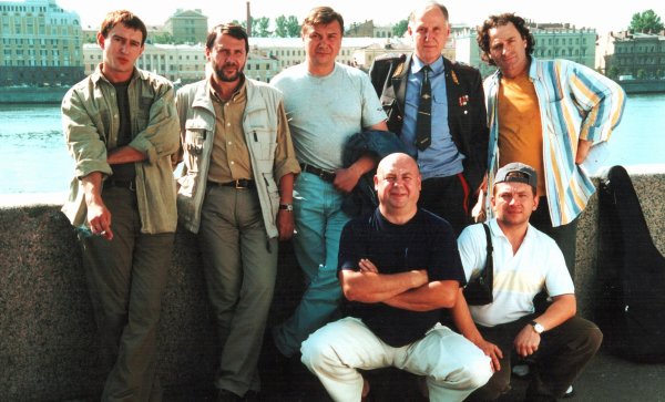 Улица разбитых фонарей Игорь Плахов