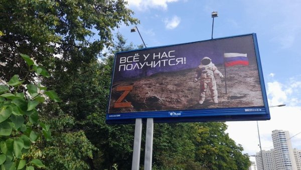 Прикольные надписи на картонках