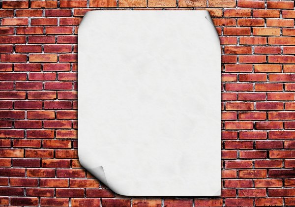 Рамка на фоне кирпичной стены