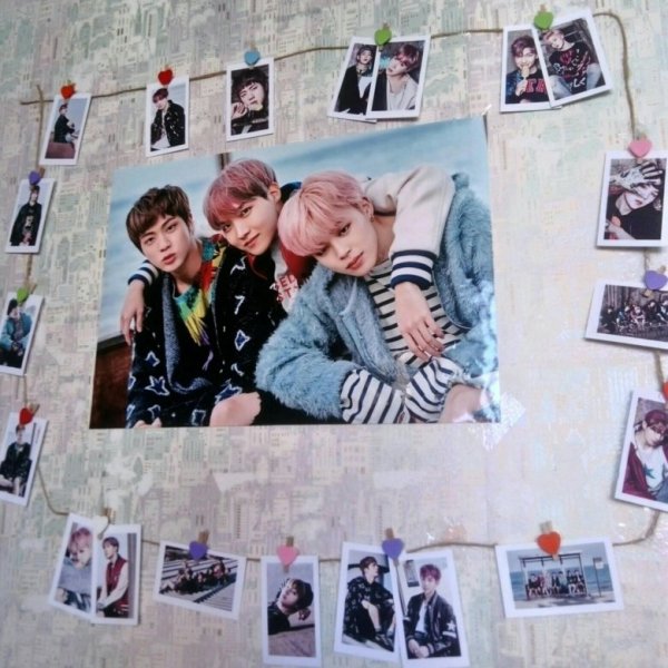 Плакат с фотографиями