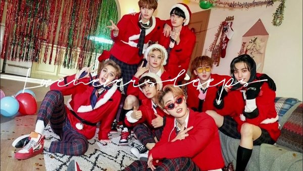 Феликс Christmas Eve Stray Kids