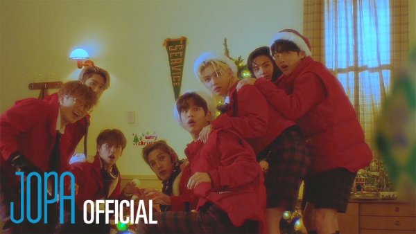 Феликс новый год Stray Kids