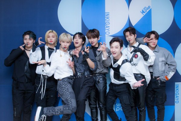 Плакаты кпоп