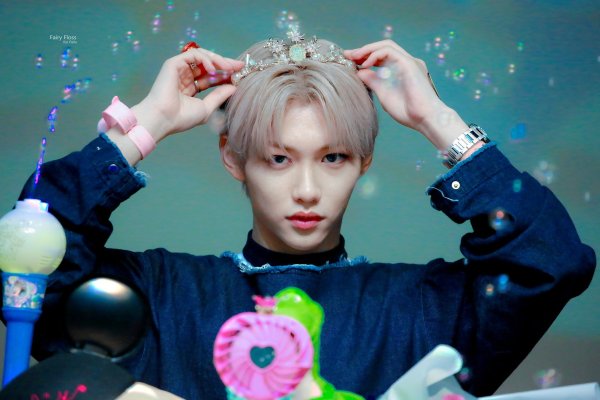 Группа Stray Kids арты