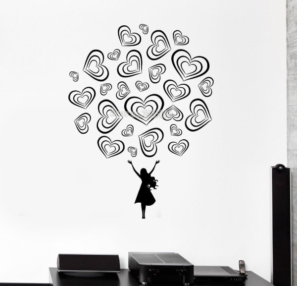 Распечатки на стену в комнате