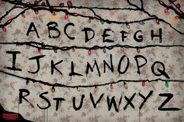 Очень странные дела плакат