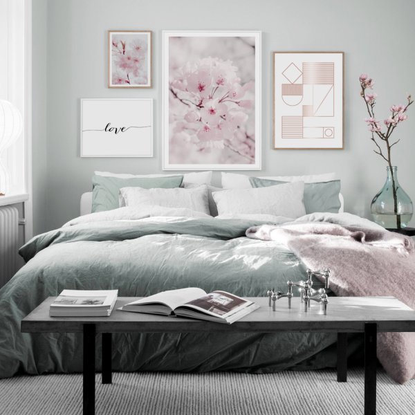 Постеры для спальни на стену