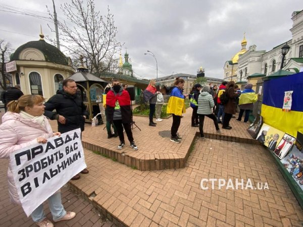 Плакат в школу Пасха