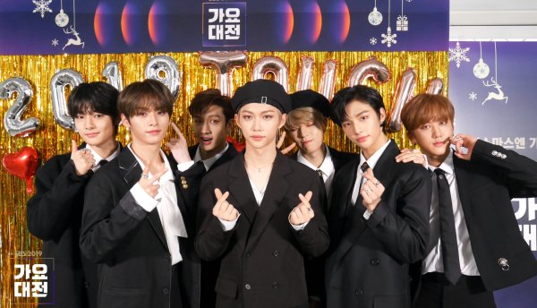 Чонин пресс Stray Kids