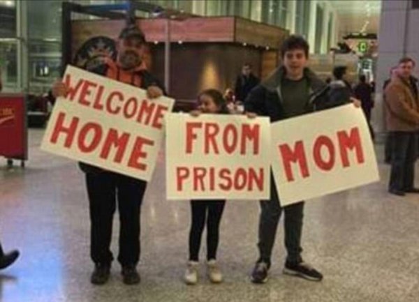 Таблички в аэропорту