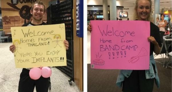 Автомат для печати плакатов в аэропортах