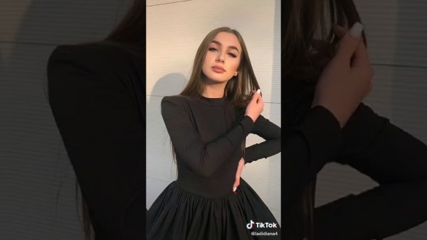 Леди Диана блоггер 2021