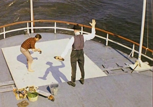 Сеятель 12 стульев