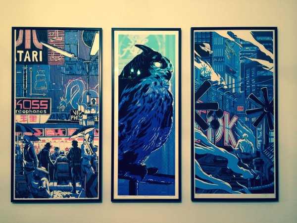 Плакаты в стиле киберпанк