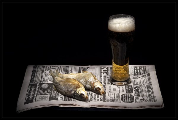 Натюрморт с бутылкой водки