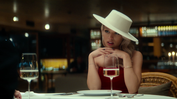 Чеботина плакал Голливуд