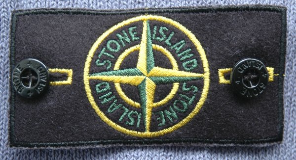 Белый патч Stone Island