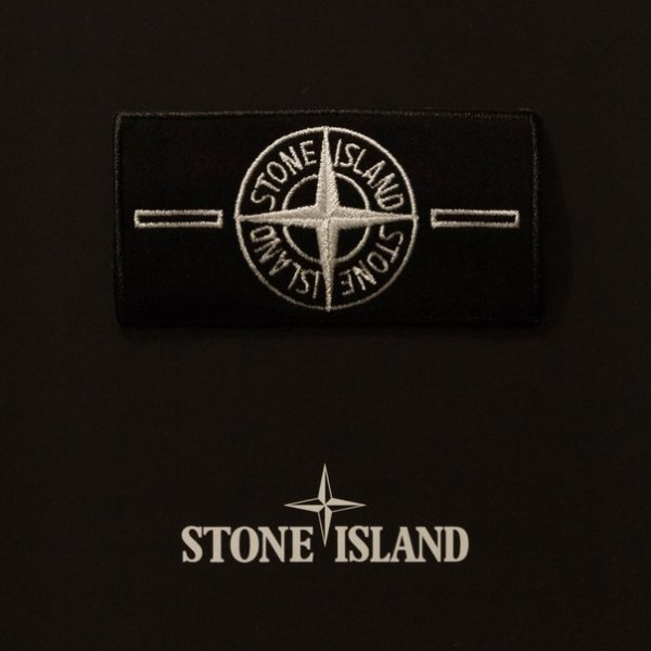 Стон Айленд эмблема