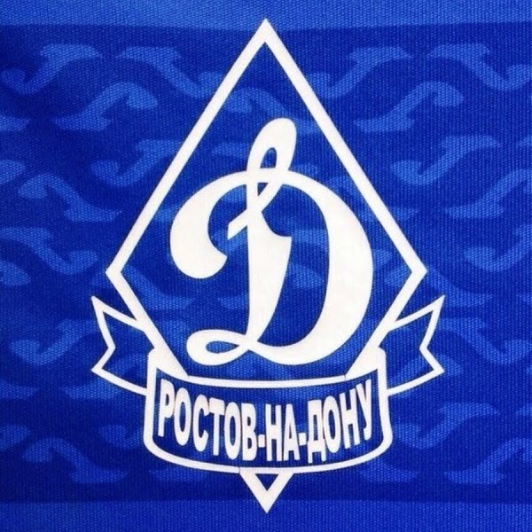 Эмблема футбольной команды Динамо Москва