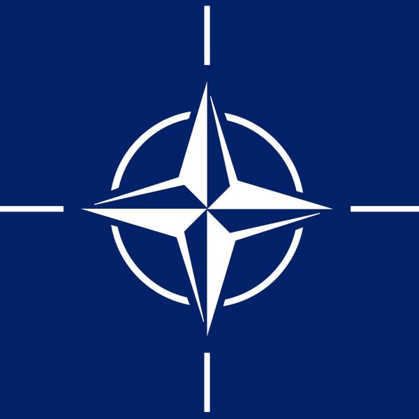Эмблема НАТО