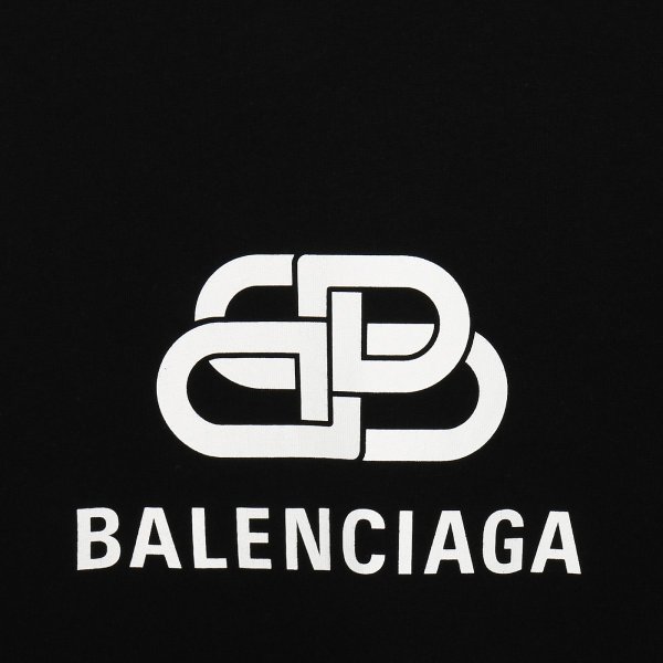 Balenciaga логотип