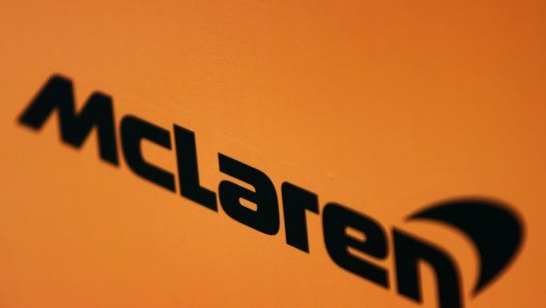 MCLAREN logo 2020