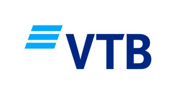 ВТБ на белом фоне