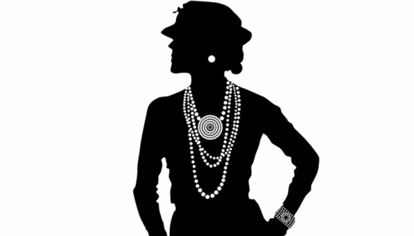 Коко Шанель в профиль