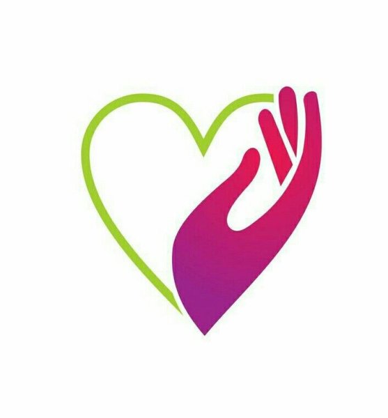 Сердце в руках вектор