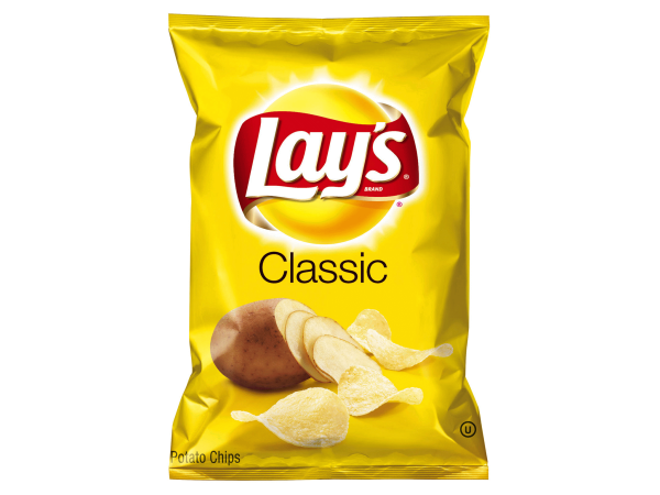 Чипсы на зелёном фоне