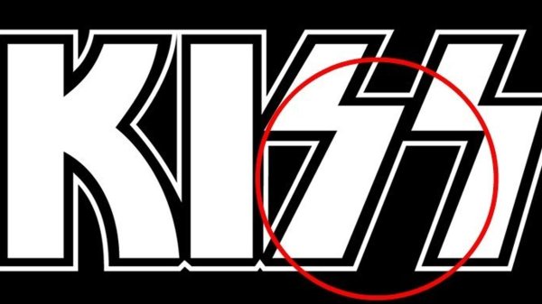 Губки поцелуй